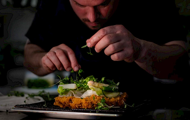 Pozvánka na degustační večer s restaurací Výčep Korunní a vinaři z Velkých Bílovic